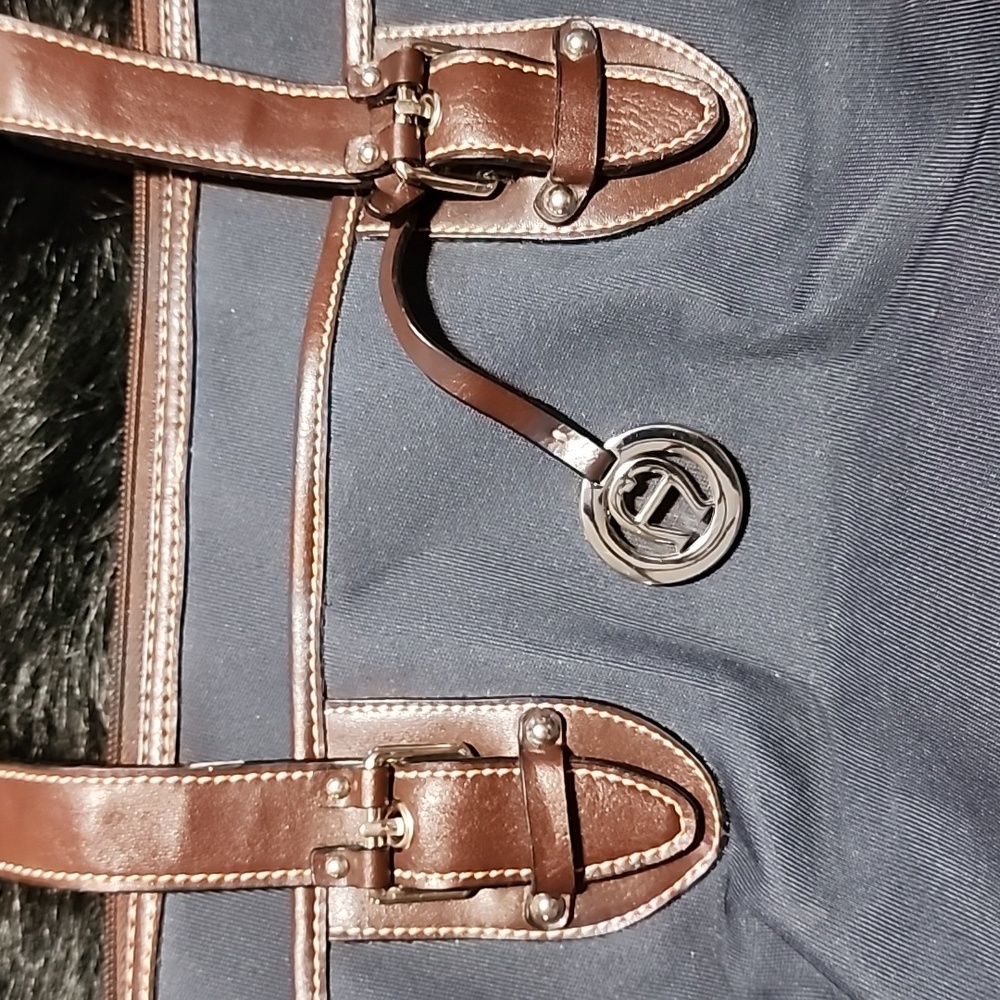 VINTAGE  ETIENNE AIGNER  LADIES HANDBAG. - Picture 2 of 10